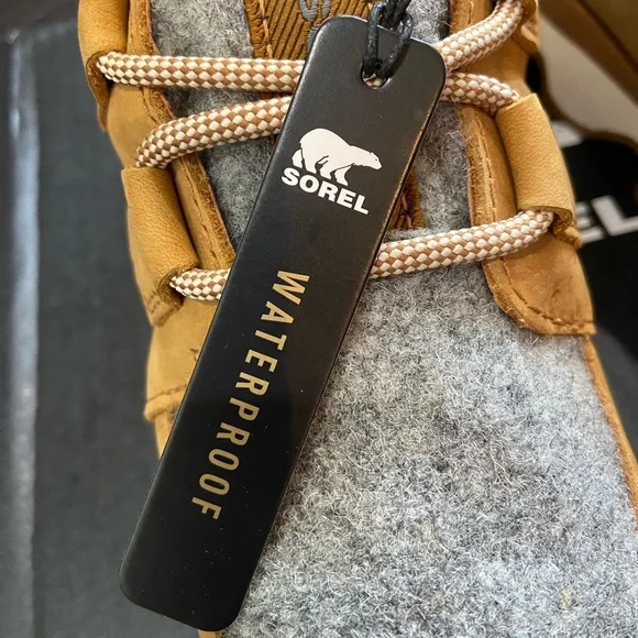 SOREL WOMENS KINETIC CARIBOU WATERPROOF BOOTS IN CAMEL BROWN/ GRAY -NIB - Picture 6 of 16